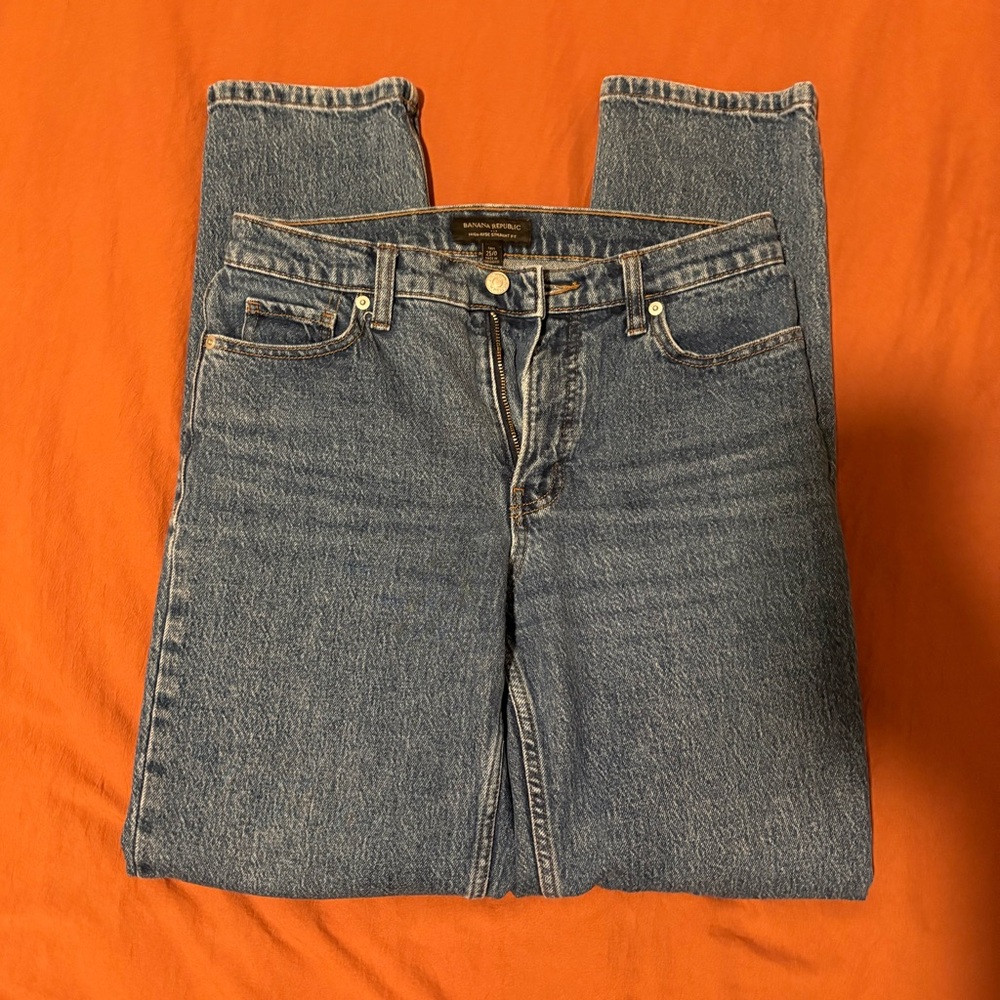 High-Rise Straight Jean
